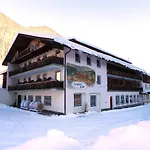 Alpenlodge, 11 شقة تيرسي